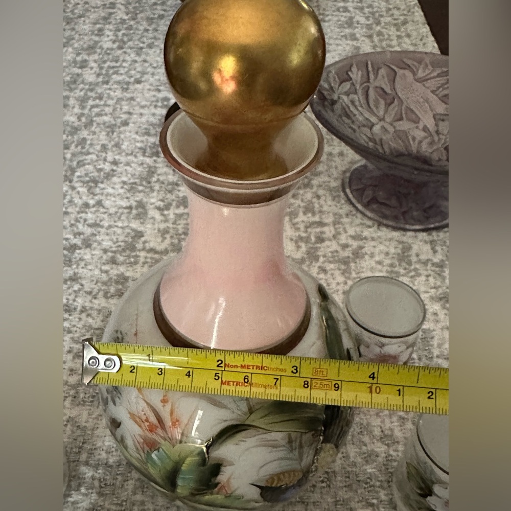 Stunning Vintage Hand Painted Czechoslovakia Bohemia Decanter With 6 Cups, EUC - Picture 11 of 13